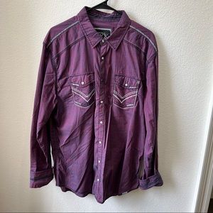 Like new men’s Buckle Black long sleeve button up shirt. Size XL